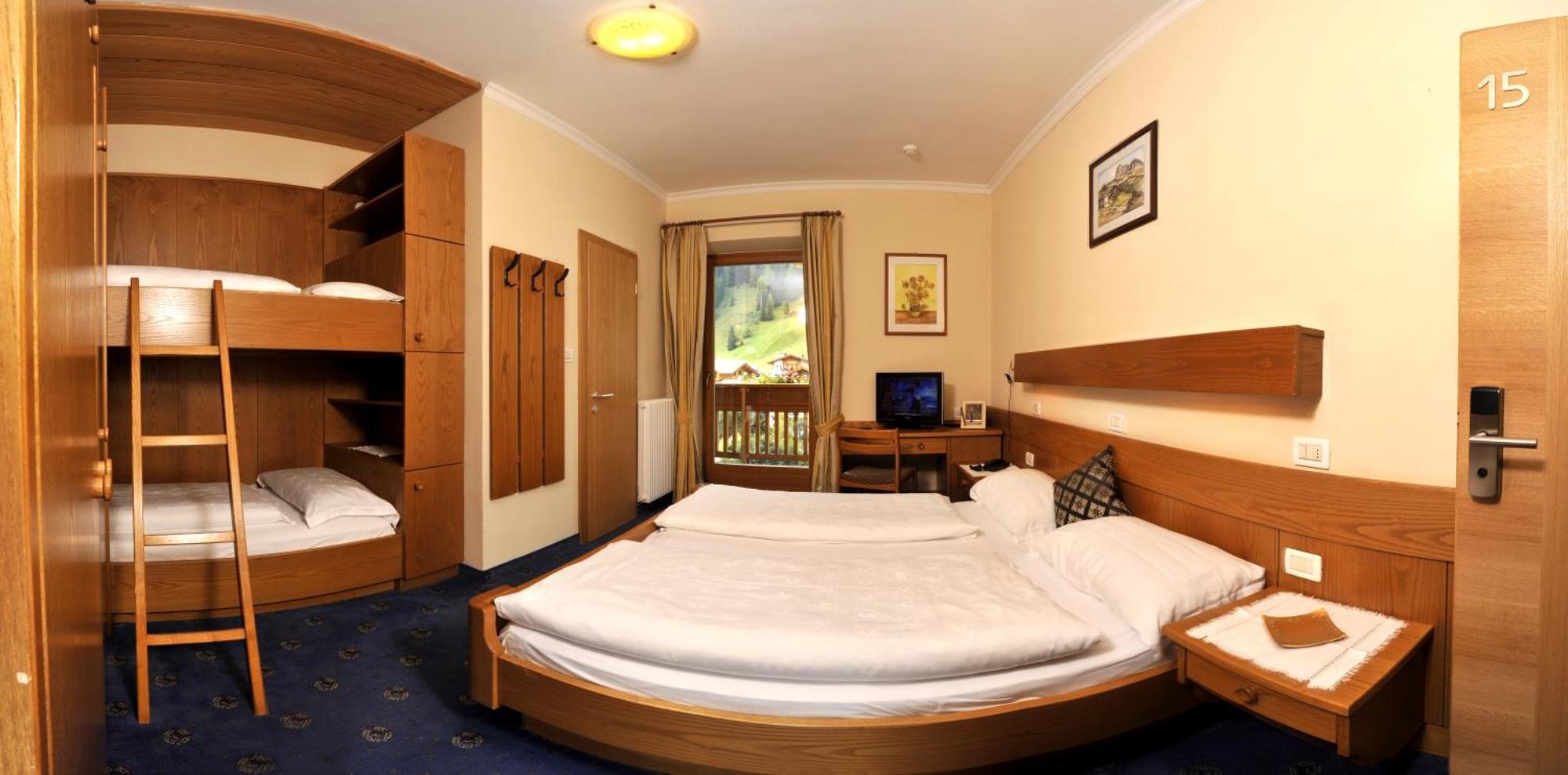 Hotel Europa Dolomites Selva di Val Gardena Extérieur photo