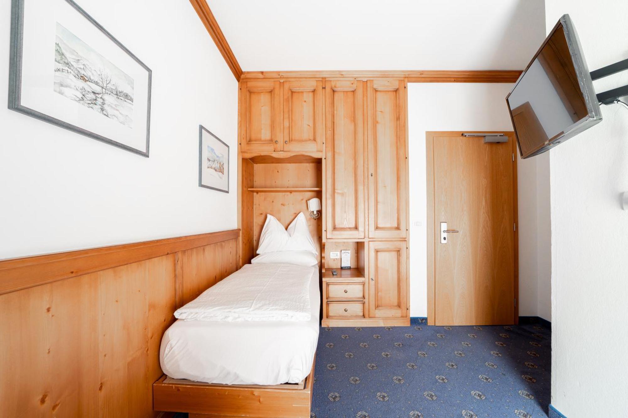 Hotel Europa Dolomites Selva di Val Gardena Extérieur photo